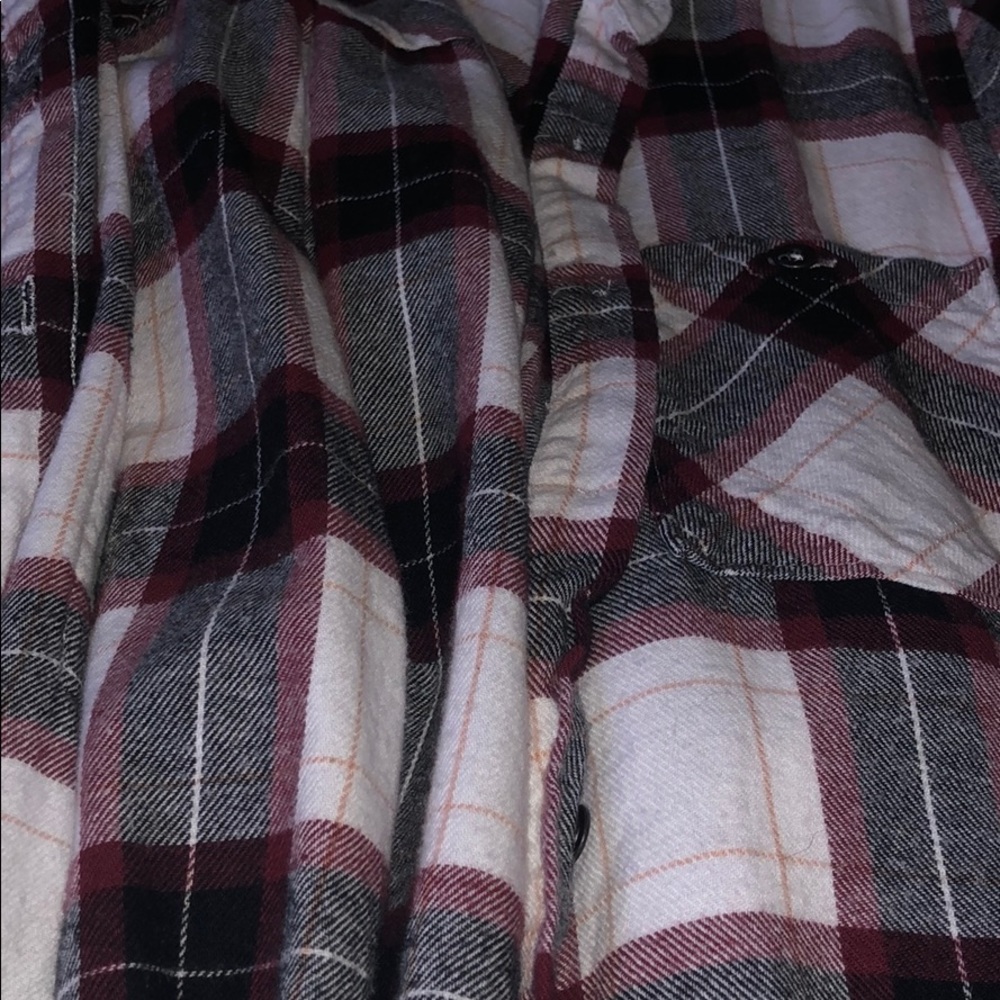 Two flannels - Picture 3 of 3